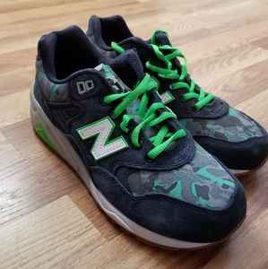 New Balance 580 Urban Explorer